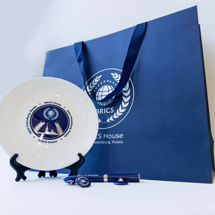 Набор для BRICS House